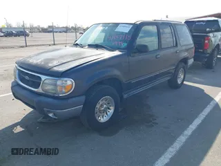 1999 Ford Explorer XLT z VIN 1FMZU32E6XUA07927, wystawiony jako IAAI lot #41489418 z przebiegiem 246 806 mil mil oraz . Historia ofert i sprzedaży dostępna na DreamBid. Obrazek 2.