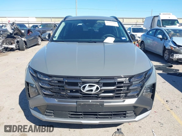 2025 Hyundai Tucson SEL with VIN 5NMJB3DE7SH501802, listed as a IAAI auction lot 41732301 with 2,942 mi miles and . Bid and sale history available at DreamBid. Image 12.
