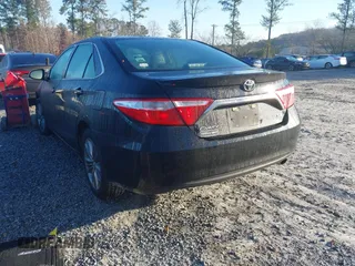 2017 Toyota Camry XLE z VIN 4T1BF1FK4HU383222, wystawiony jako IAAI lot #41490039 z przebiegiem 95 241 mil mil oraz . Historia ofert i sprzedaży dostępna na DreamBid. Obrazek 3.