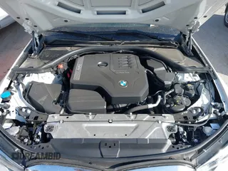 2022 BMW 3 Series 330i z VIN 3MW5R1J01N8C72194, wystawiony jako IAAI lot #41833596 z przebiegiem 24 296 mil mil oraz . Historia ofert i sprzedaży dostępna na DreamBid. Obrazek 10.