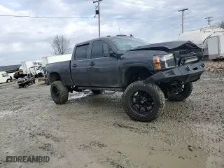 2011 Chevrolet Silverado 2500HD LT with VIN 1GC1KXE89BF206455, listed as a Copart auction lot 87032484 with 229,422 mi miles and Salvage Title. Bid and sale history available at carsss.com. Image 10.