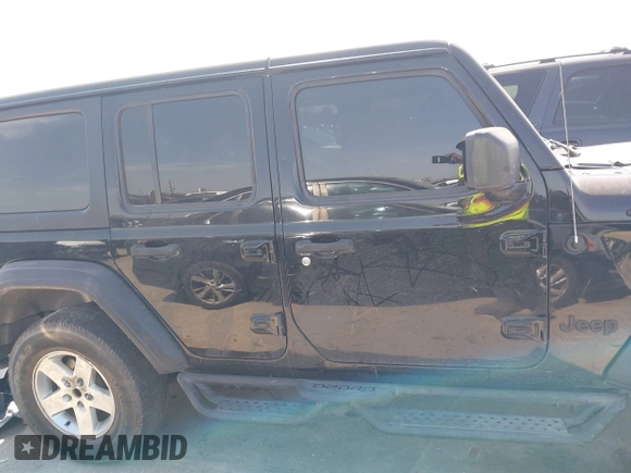 2022 Jeep Wrangler Unlimited Sport S with VIN 1C4HJXDG5NW180130, listed as a IAAI auction lot 41772922 with 47,625 mi miles. Bid and sale history available at carsss.com. Image 13.