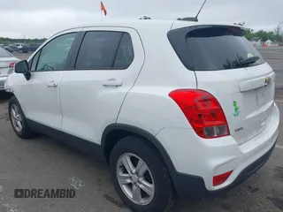 2020 Chevrolet Trax LS with VIN 3GNCJKSB1LL304974, listed as a IAAI auction lot 42428127 with 33,779 mi miles and . Bid and sale history available at DreamBid. Image 3.