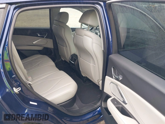2019 Acura RDX Technology with VIN 5J8TC2H57KL032589, listed as a IAAI auction lot 42458684 with 53,372 mi miles and . Bid and sale history available at DreamBid. Image 6.