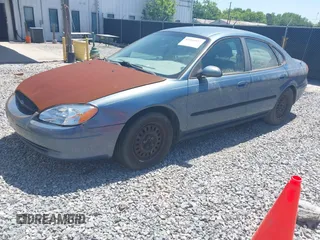 2000 Ford Taurus SE with VIN 1FAFP53U1YG213906, listed as a IAAI auction lot 42064922 with 117,043 mi miles and . Bid and sale history available at carsss.com. Image 2.