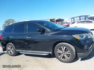 2017 Nissan Pathfinder SV with VIN 5N1DR2MN1HC660630, listed as a IAAI auction lot 41441368 with 128,528 mi miles. Bid and sale history available at carsss.com. Image 13.