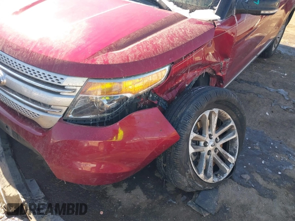 2013 Ford Explorer XLT with VIN 1FM5K7D90DGB83684, listed as a IAAI auction lot 41556438 with 173,611 mi miles. Bid and sale history available at carsss.com. Image 6.