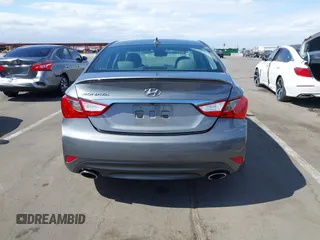 2014 Hyundai Sonata SE with VIN 5NPEC4AC7EH922630, listed as a IAAI auction lot 42070649 with 137,753 mi miles and . Bid and sale history available at DreamBid. Image 17.