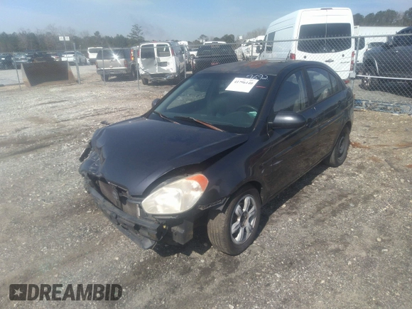 2006 Hyundai Accent GLS z VIN KMHCN46C66U027692, wystawiony jako IAAI lot #41796140 z przebiegiem 233 488 mil mil oraz . Historia ofert i sprzedaży dostępna na DreamBid. Obrazek 17.