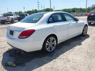 2018 Mercedes-Benz C 300 with VIN WDDWF4JB3JR405370, listed as a IAAI auction lot 41954821 with 36,907 mi miles and . Bid and sale history available at carsss.com. Image 4.