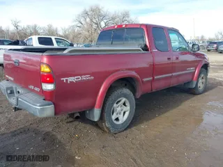 2001 Toyota Tundra Ltd with VIN 5TBBT48181S139305, listed as a IAAI auction lot 41675059 with 162,070 mi miles. Bid and sale history available at carsss.com. Image 4.