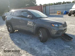 2022 Jeep Compass Trailhawk with VIN 3C4NJDDB1NT106201, listed as a Copart auction lot 64407475 with Not provided miles and Clean title. Bid and sale history available at DreamBid. Image 4.
