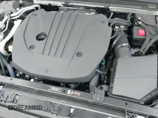 2024 Volvo S60 Plus Dark Theme z VIN 7JRL12FL0RG287417, wystawiony jako IAAI lot #42348117 z przebiegiem 18 697 mil mil oraz . Historia ofert i sprzedaży dostępna na DreamBid. Obrazek 19.