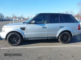 2009 Land Rover Range Rover Sport HSE с VIN SALSK25419A196430, выставлен на аукционе IAAI как лот 41878030 с пробегом 114 175 миль миль и . История ставок и продаж доступна на DreamBid. Изображение 14.