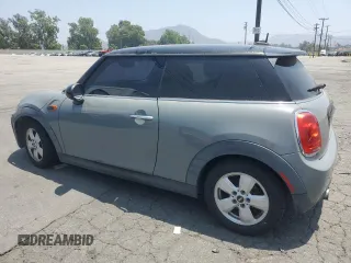 2016 MINI Hardtop with VIN WMWXP5C56G2D15172, listed as a Copart auction lot 59997205 with 166,270 mi miles and Clean title. Bid and sale history available at DreamBid. Image 2.