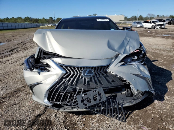 2022 Lexus ES with VIN 58AFZ1B11NU122351, listed as a Copart auction lot 81388374 with 27,198 mi miles and Salvage Title. Bid and sale history available at carsss.com. Image 5.