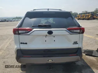 2021 Toyota RAV4 Hybrid XSE with VIN 4T3E6RFV0MU038650, listed as a Copart auction lot 60345725 with 24,124 mi miles and Salvage title. Bid and sale history available at DreamBid. Image 6.