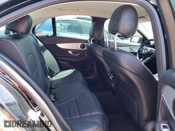2016 Mercedes-Benz C 300 Luxury z VIN 55SWF4KB1GU119460, wystawiony jako Copart lot #52034473 z przebiegiem 41 077 mil mil oraz Szkoda całkowita • Salvage title. Historia ofert i sprzedaży dostępna na DreamBid. Obrazek 10.