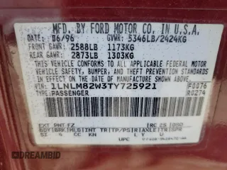 1996 Lincoln Town Car Signature z VIN 1LNLM82W3TY725921, wystawiony jako Copart lot #72569054 z przebiegiem 109 073 mil mil oraz Szkody całkowita. Historia ofert i sprzedaży dostępna na DreamBid. Obrazek 12.