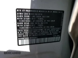 2018 Volkswagen Tiguan S z VIN 3VV0B7AX6JM055941, wystawiony jako Copart lot #47583005 z przebiegiem 99 744 mil mil oraz Szkoda całkowita • Salvage title. Historia ofert i sprzedaży dostępna na DreamBid. Obrazek 15.