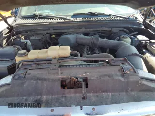 1999 Ford F-250 XL z VIN 1FTNX21S3XEB69293, wystawiony jako Copart lot #62887915 z przebiegiem 175 295 mil mil oraz Szkoda całkowita • Salvage title. Historia ofert i sprzedaży dostępna na DreamBid. Obrazek 11.