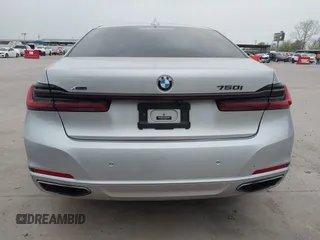 2020 BMW 7 Series 750i xDrive with VIN WBA7U2C04LBM61931, listed as a IAAI auction lot 41835563 with 42,811 mi miles. Bid and sale history available at carsss.com. Image 17.