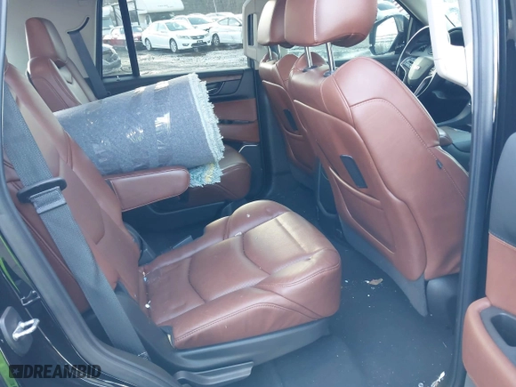 2019 Cadillac Escalade Luxury with VIN 1GYS4BKJ5KR354572, listed as a IAAI auction lot 41071039 with 98,256 mi miles. Bid and sale history available at carsss.com. Image 8.