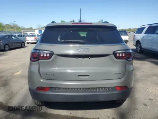 2023 Jeep Compass Latitude Lux с VIN 3C4NJDFN0PT570512, выставлен на аукционе Copart как лот 54932165 с пробегом 27 227 миль миль и Списание • Salvage title. История ставок и продаж доступна на DreamBid. Изображение 6.