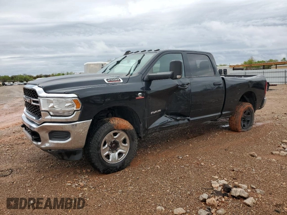 2021 Ram 2500 Tradesman with VIN 3C6UR5CL8MG630884, listed as a Copart auction lot 51715925 with 261,153 mi miles and Salvage Title. Bid and sale history available at carsss.com. Image 1.