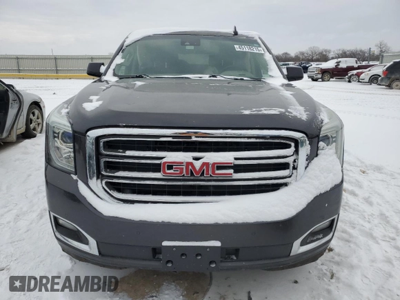2017 GMC Yukon XL SLT with VIN 1GKS2GKC7HR193472, listed as a Copart auction lot 45118215 with 226,640 mi miles and Salvage Title. Bid and sale history available at carsss.com. Image 5.