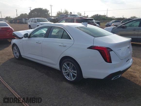 2024 Cadillac CT4 Luxury z VIN 1G6DA5RK2R0127414, wystawiony jako IAAI lot #41189546 z przebiegiem 6 383 mil mil oraz . Historia ofert i sprzedaży dostępna na DreamBid. Obrazek 3.