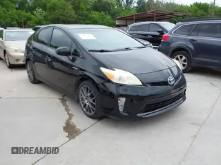 2013 Toyota Prius One with VIN JTDKN3DU3D5688397, listed as a IAAI auction lot 42140613 with 187,679 mi miles. Bid and sale history available at carsss.com. Image 1.
