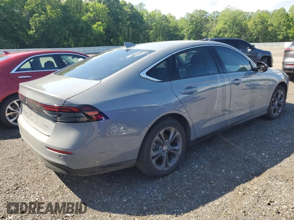 2025 Honda Accord EX-L with VIN 1HGCY2F61SA039210, listed as a Copart auction lot 55132285 with 1,977 mi miles and Salvage title. Bid and sale history available at DreamBid. Image 3.
