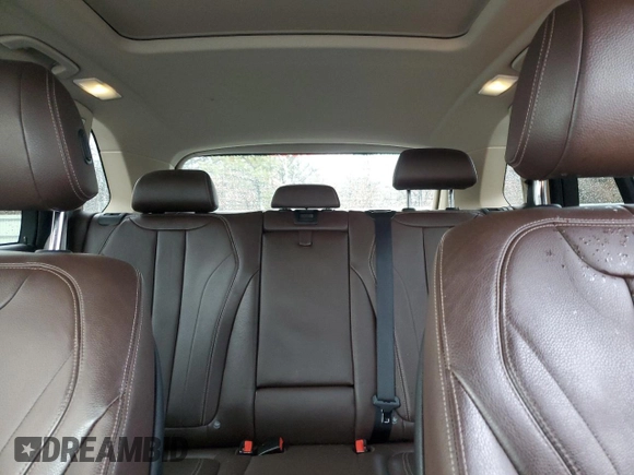 2018 BMW X5 xDrive35i with VIN 5UXKR0C57JL074021, listed as a Copart auction lot 83623074 with 64,240 mi miles and Salvage Title. Bid and sale history available at carsss.com. Image 10.