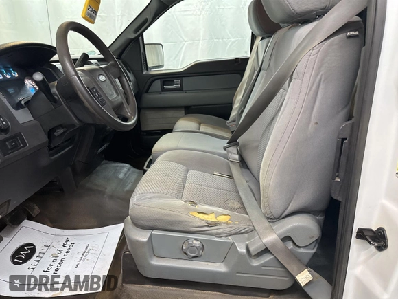 2013 Ford F-150 XL with VIN 1FTFX1EF7DFB92478, listed as a IAAI auction lot 42154349 with 102,685 mi miles. Bid and sale history available at carsss.com. Image 1.