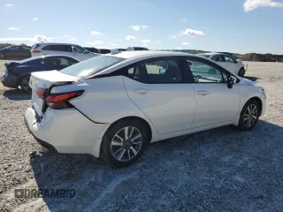 2024 Nissan Versa SV z VIN 3N1CN8EV6RL877256, wystawiony jako Copart lot #55314635 z przebiegiem 4 750 mil mil oraz Szkoda całkowita • Salvage title. Historia ofert i sprzedaży dostępna na DreamBid. Obrazek 3.