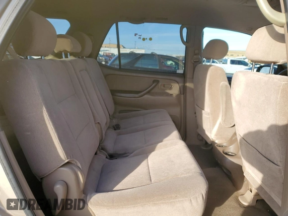 2002 Toyota Sequoia SR5 with VIN 5TDZT34A42S061905, listed as a Copart auction lot 86990884 with 198,024 mi miles and Clean Title. Bid and sale history available at carsss.com. Image 11.