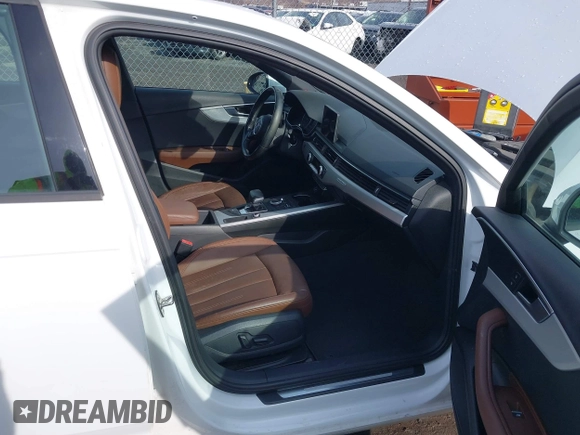 2017 Audi A4 Premium z VIN WAUANAF40HN050253, wystawiony jako IAAI lot #41346064 z przebiegiem Nie podano mil oraz . Historia ofert i sprzedaży dostępna na DreamBid. Obrazek 5.