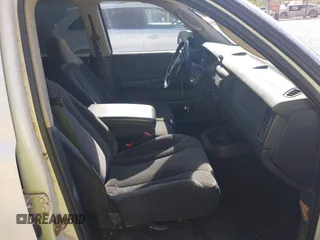 2004 Dodge Dakota Sport z VIN 1D7HL38KX4S721444, wystawiony jako IAAI lot #42248222 z przebiegiem 248 582 mil mil oraz . Historia ofert i sprzedaży dostępna na DreamBid. Obrazek 5.