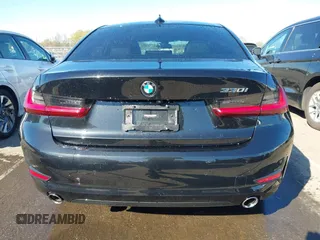 2022 BMW 3 Series 330i z VIN 3MW5R1J0XN8C30297, wystawiony jako IAAI lot #41881552 z przebiegiem 42 005 mil mil oraz . Historia ofert i sprzedaży dostępna na DreamBid. Obrazek 16.