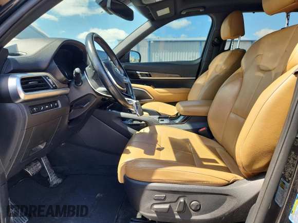 2020 Kia Telluride SX с VIN 5XYP5DHCXLG051283, выставлен на аукционе Copart как лот 59502415 с пробегом 104 983 миль миль и Списание • Salvage title. История ставок и продаж доступна на DreamBid. Изображение 7.