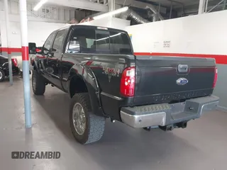 2015 Ford Super Duty F-250 SRW Lariat with VIN 1FT7W2BT1FED13599, listed as a IAAI auction lot 41987618 with 174,728 mi miles. Bid and sale history available at carsss.com. Image 3.