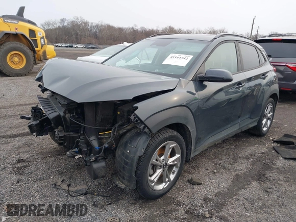 2022 Hyundai Kona SEL with VIN KM8K3CAB1NU862415, listed as a IAAI auction lot 41164542 with 100,301 mi miles. Bid and sale history available at carsss.com. Image 2.