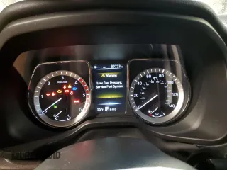 2016 Nissan Titan SL z VIN 1N6BA1F44GN510707, wystawiony jako Copart lot #57948665 z przebiegiem 89 723 mil mil oraz Tytuł czysty. Historia ofert i sprzedaży dostępna na DreamBid. Obrazek 9.