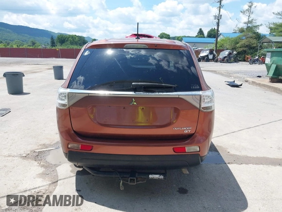 2014 Mitsubishi Outlander GT with VIN JA4JZ4AX6EZ006606, listed as a IAAI auction lot 42640681 with 161,904 mi miles and . Bid and sale history available at DreamBid. Image 17.