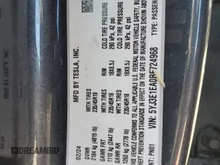 2024 Tesla Model 3 z VIN 5YJ3E1EA0RF724968, wystawiony jako Copart lot #55357885 z przebiegiem Nie podano mil oraz Szkoda całkowita • Salvage title. Historia ofert i sprzedaży dostępna na DreamBid. Obrazek 13.