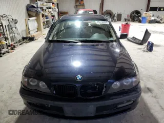 2002 BMW 3 Series 325i with VIN WBAET37442NH00844, listed as a Copart auction lot 85558094 with 247,634 mi miles and Salvage Title. Bid and sale history available at carsss.com. Image 5.