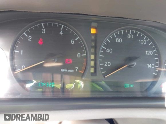 2002 Cadillac Eldorado z VIN 1G6EC12922B106670, wystawiony jako IAAI lot #41648782 z przebiegiem 174 320 mil mil oraz . Historia ofert i sprzedaży dostępna na DreamBid. Obrazek 7.