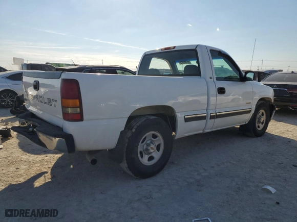 2000 Chevrolet Silverado 1500 with VIN 1GCEC14WXYZ168494, listed as a Copart auction lot 88783285 with 313,153 mi miles and Salvage Title. Bid and sale history available at carsss.com. Image 3.
