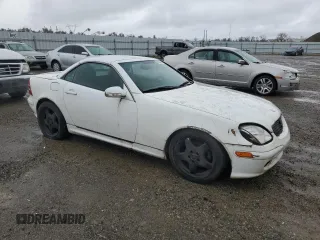 2001 Mercedes-Benz SLK-Class Kompressor with VIN WDBKK49F71F215406, listed as a Copart auction lot 49021325 with 101,479 mi miles and Salvage Title. Bid and sale history available at carsss.com. Image 4.